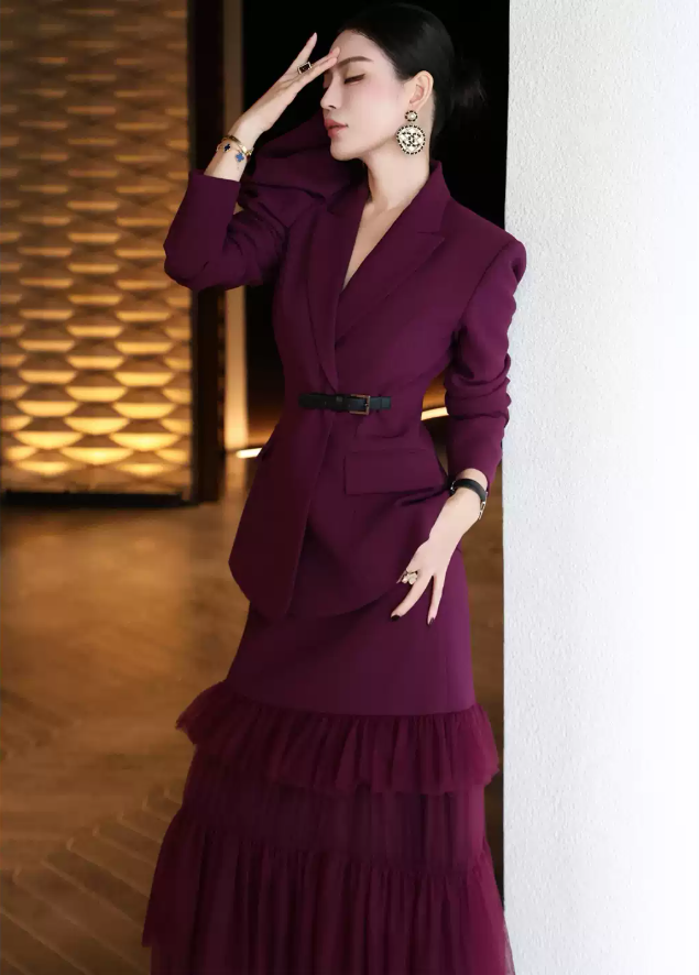 2027 Spring/Fall Trendy Women's Business Co-ord Set — Design-Led Blazer with Flowing Long Tulle Skirt, Elegant Two-Piece Office Suit