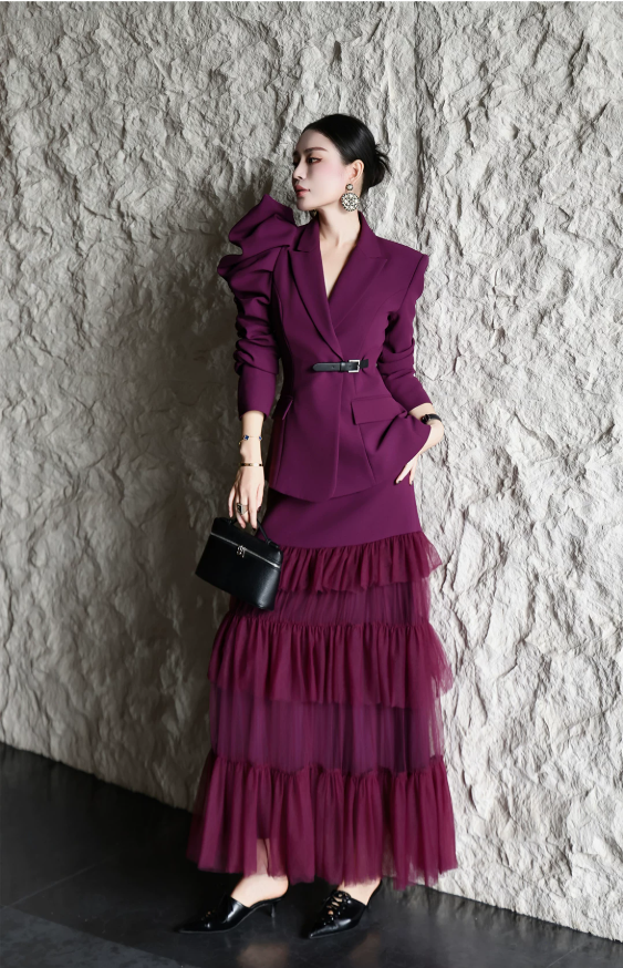 2027 Spring/Fall Trendy Women's Business Co-ord Set — Design-Led Blazer with Flowing Long Tulle Skirt, Elegant Two-Piece Office Suit
